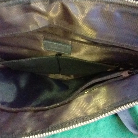 Devy Crossbody - Picture 5 of 10